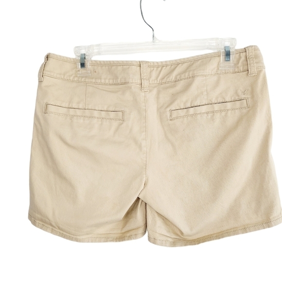 American Eagle Women's Size 6 Khaki Midi Shorts Super Stretch Preppy Causal ECU - Picture 2 of 12